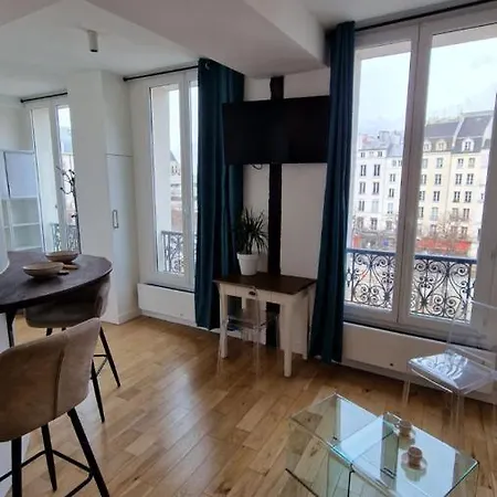 Innocenti Paris