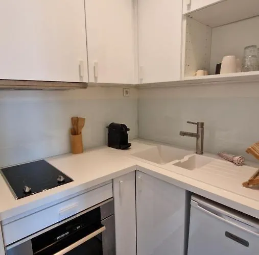 Innocenti Apartment *